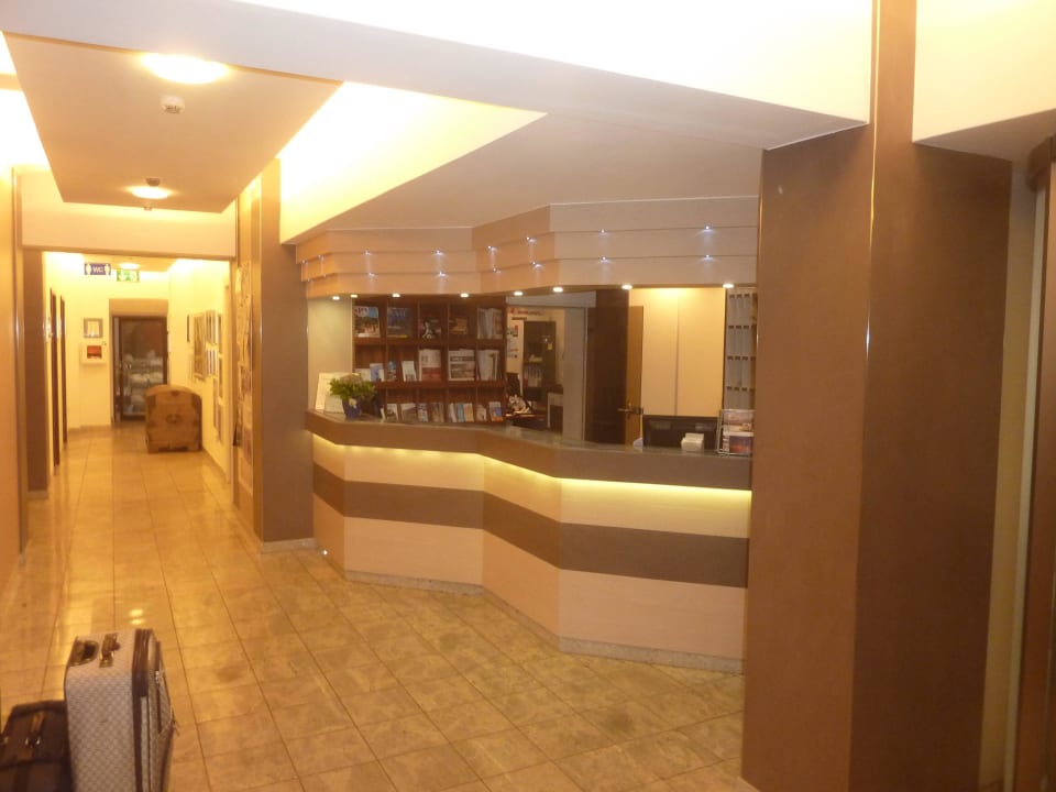 Rezeption Strandhotel Georgshöhe