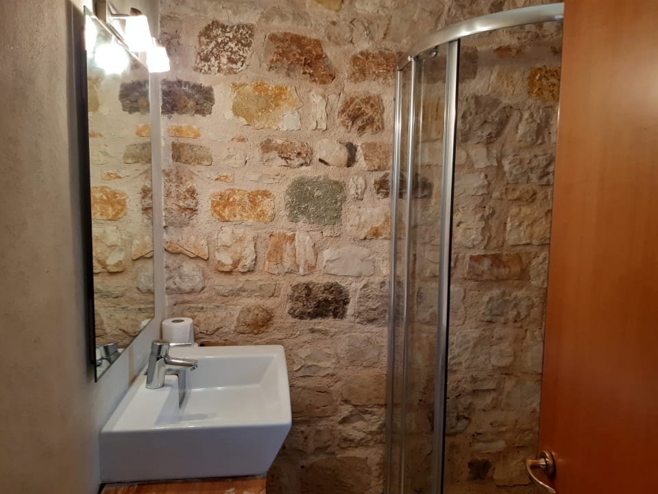 Zimmer Almyros Villas Resort