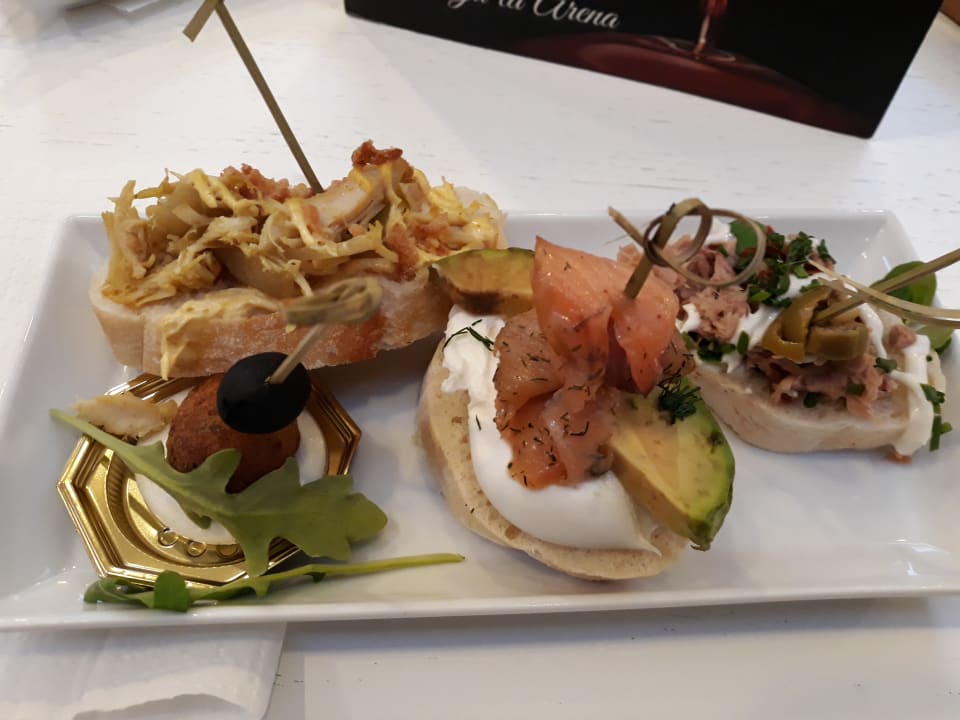 Gastro Landmar Playa La Arena