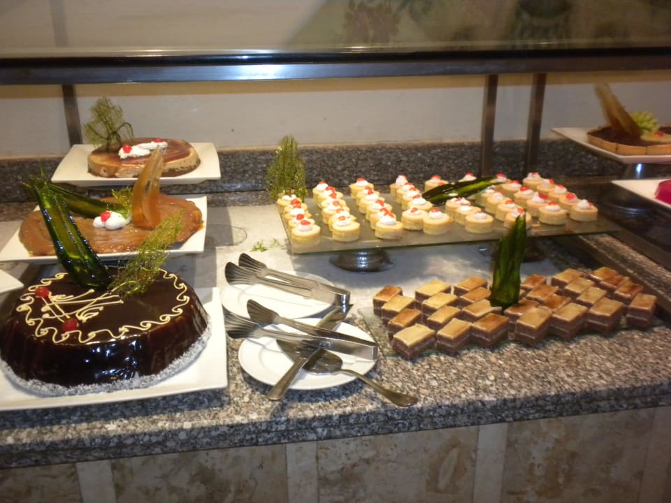 Kuchenbuffet Fort Arabesque Resort, Spa & Villas