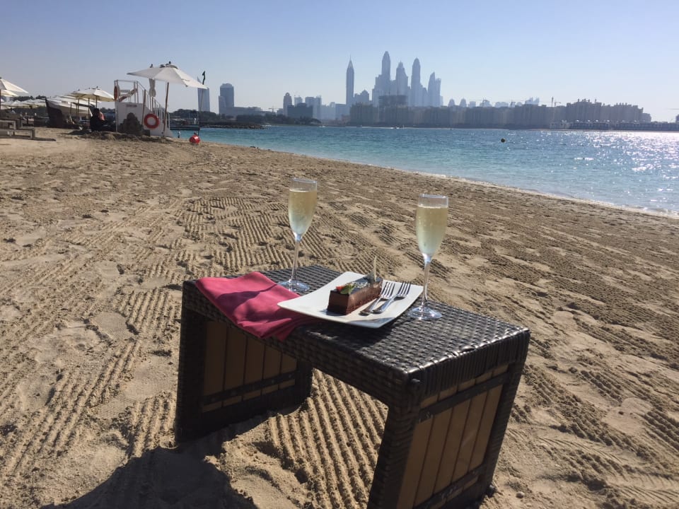 Strand Rixos The Palm Hotel & Suites