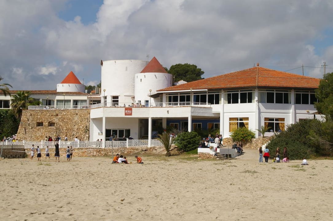 Hotel vom Strand aus gesehen Iberostar Waves Cala Domingos