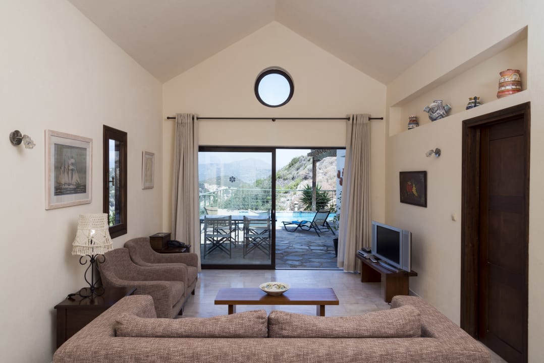 Zimmer Istron Luxury Villas