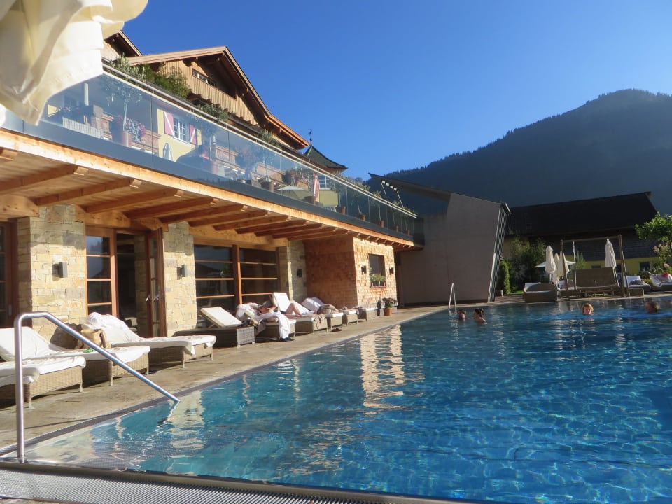 Sehr schöner Pool Wellnesshotel Engel