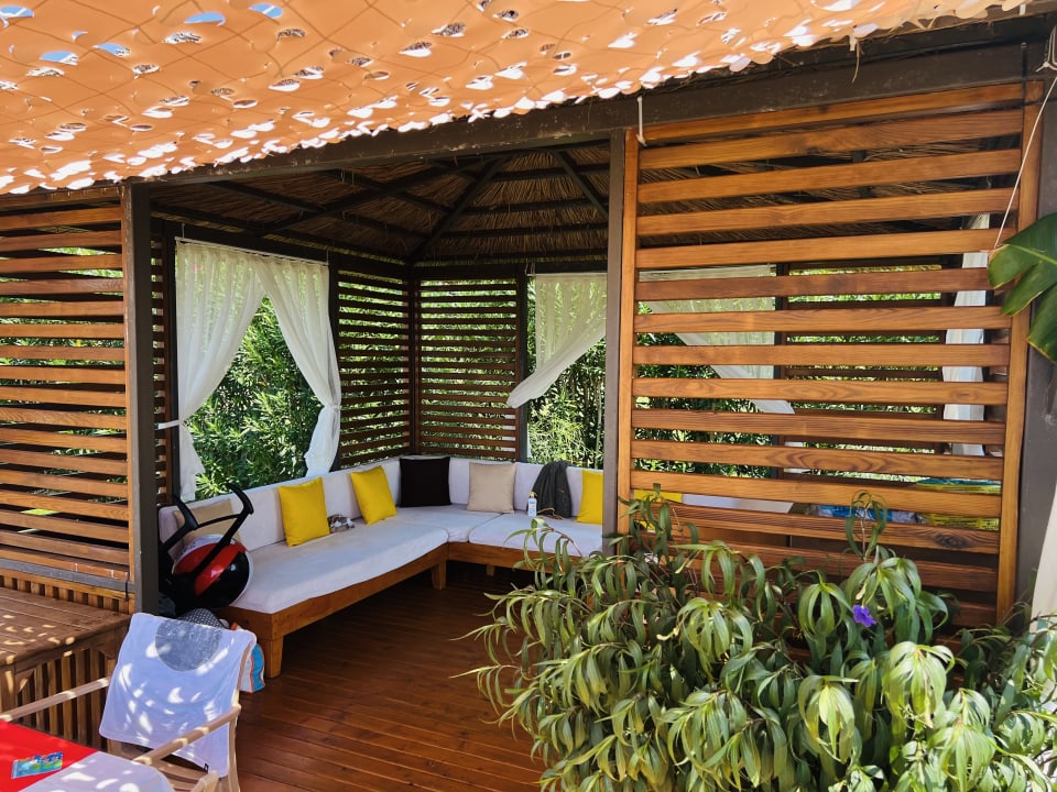 Strand Bella Resort & Spa