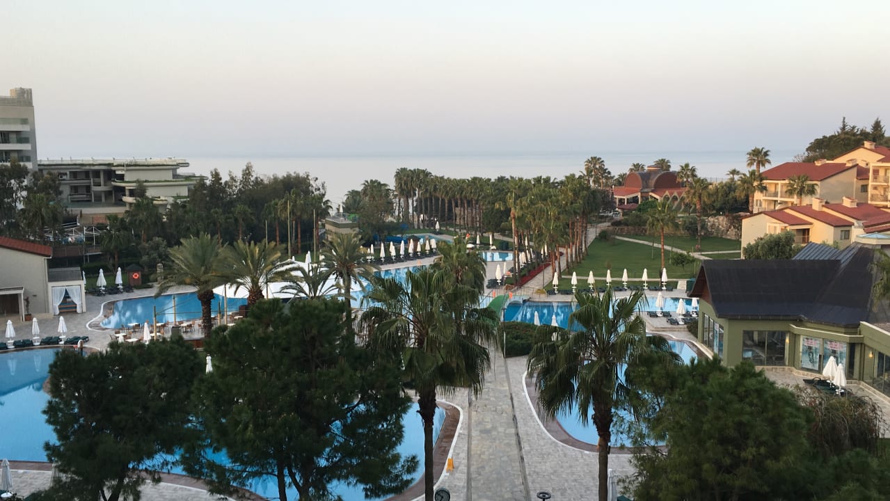 Ausblick Arum Barut Collection