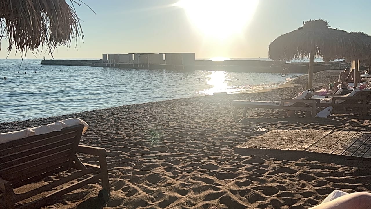 Strand Rubi Platinum Sign