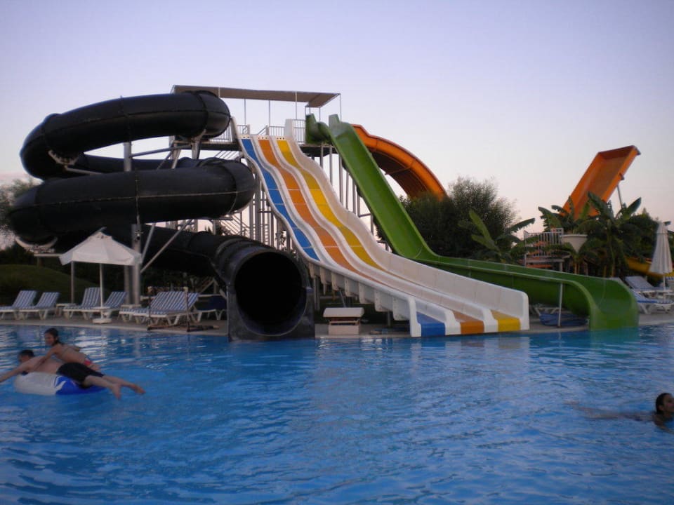 Rutschen Saturn Palace Resort Hotel