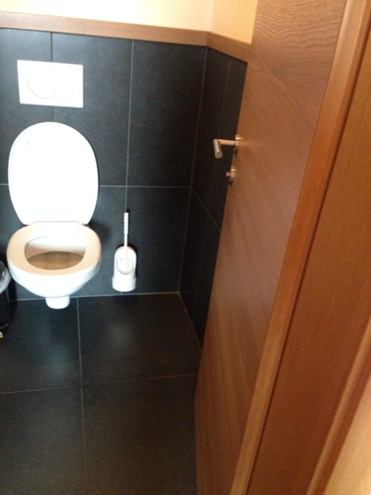 Neues WC Hotel Castel