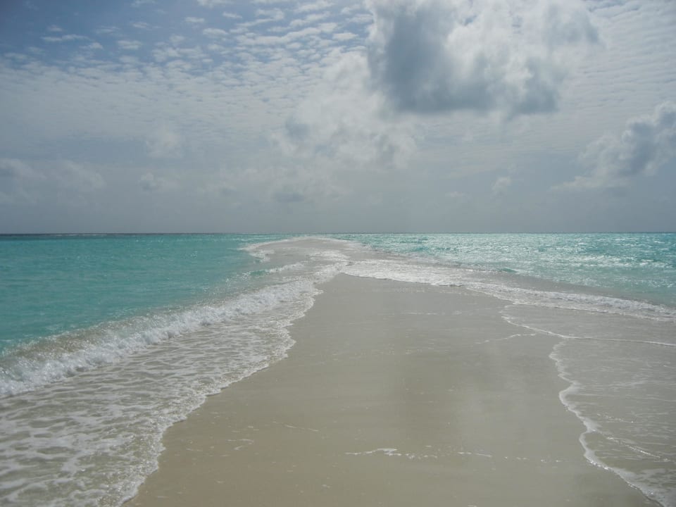 Sandbank Kuramathi Maldives