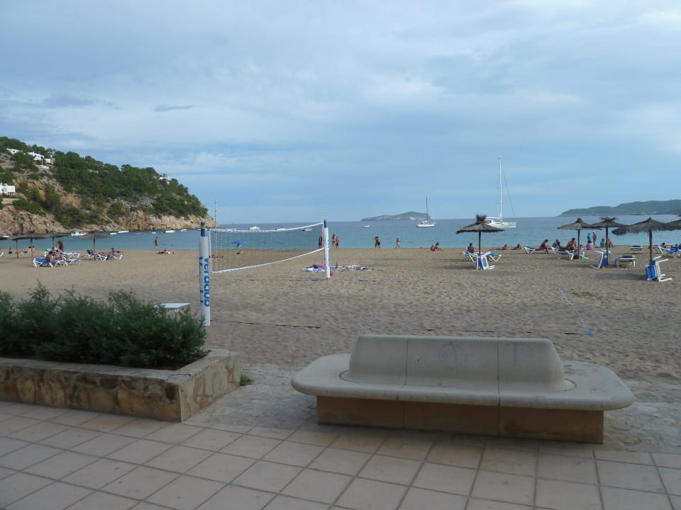 Vor dem Hotel El Somni Ibiza Dream Hotel by Grupotel