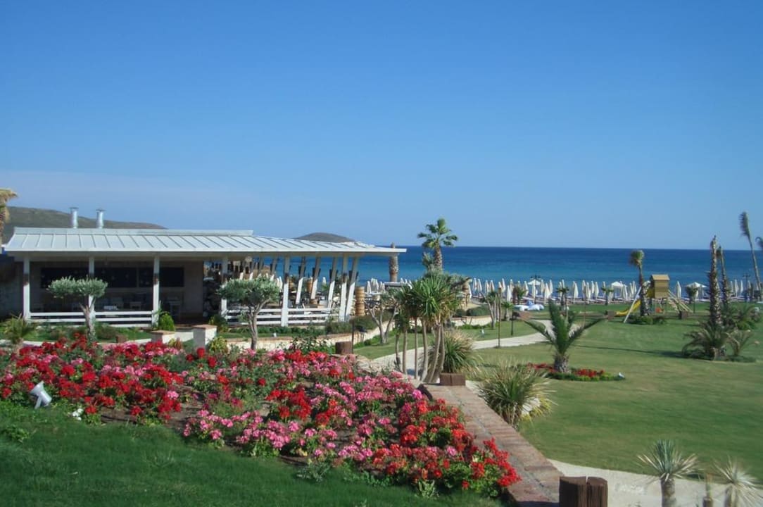 Restaurant/Bar im Garten Premier Solto Hotel by Corendon