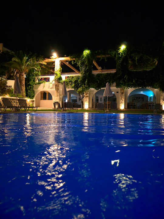 Pool Ekaterini Hotel