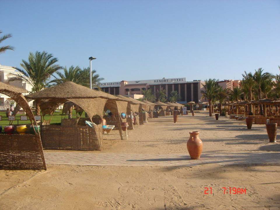 Blick über den Strand Pickalbatros Palace Resort