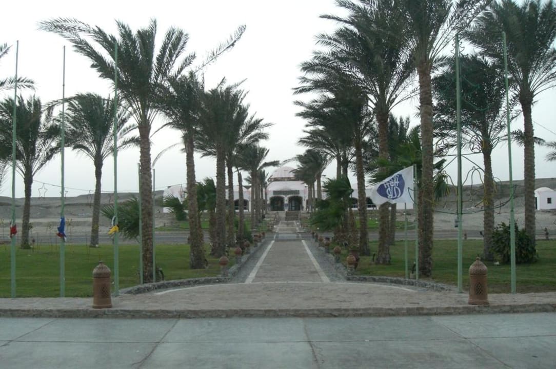 Weg zum shoppen Shams Alam Beach Resort