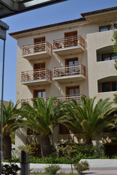 Außenansicht Hotel Theartemis Palace