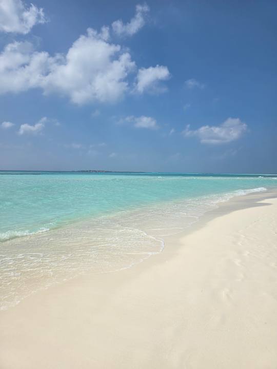 Strand Kuredu Island Resort & Spa