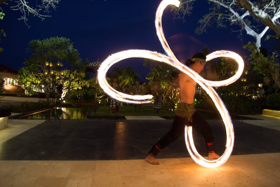 Feuertanz The Laguna A Luxury Collection Resort & Spa