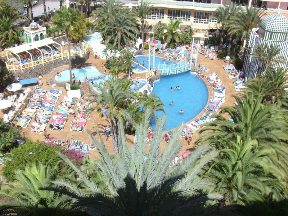Blick auf den Ruhe-Pool Abora Buenaventura by Lopesan Hotels