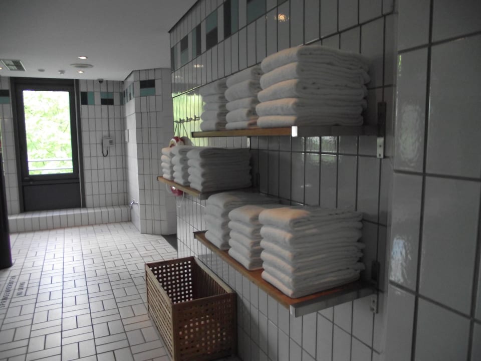 Immer genügend Handtücher Leonardo Hotel Hannover Airport