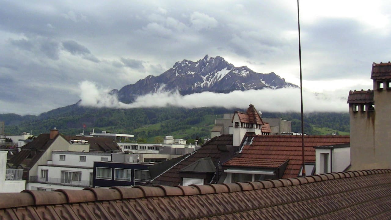 Von der Dachterrasse The Hotel Lucerne, Autograph Collection