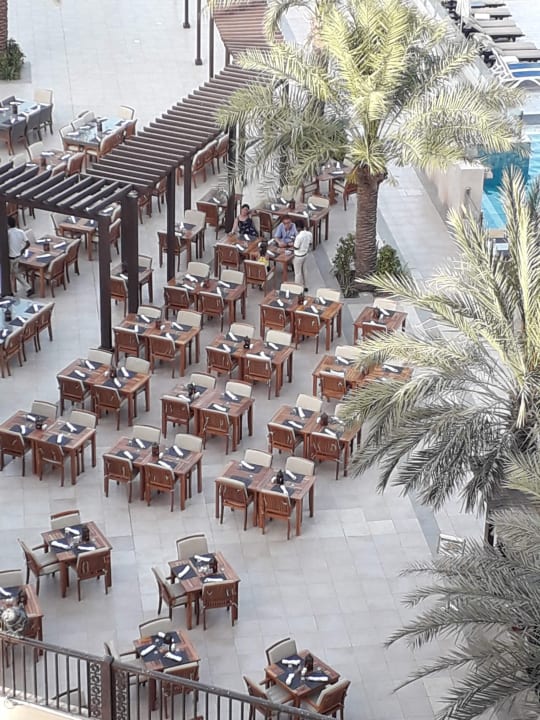 Gastro DoubleTree by Hilton Resort & Spa Marjan Island
