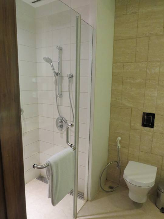 Zimmer DoubleTree by Hilton Hotel Gurgaon - New Delhi NCR