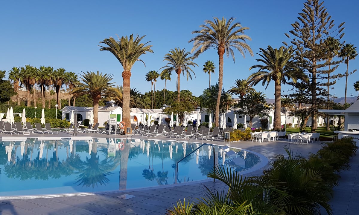 Pool Canary Garden Club