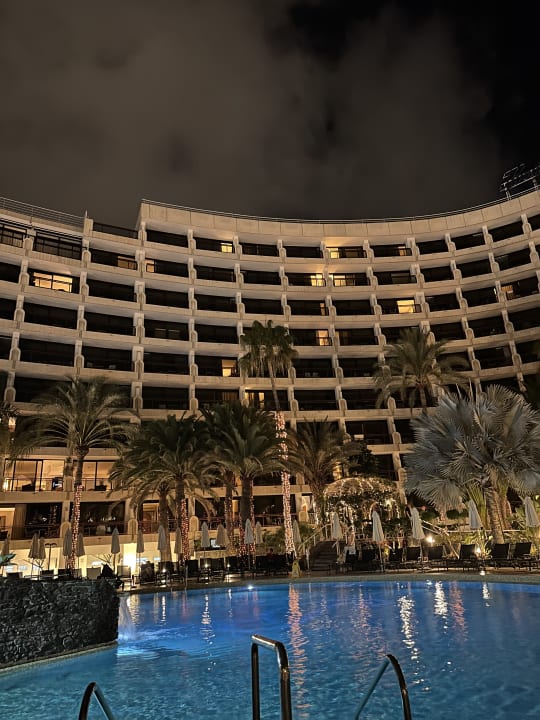 Pool Seaside Hotel Sandy Beach