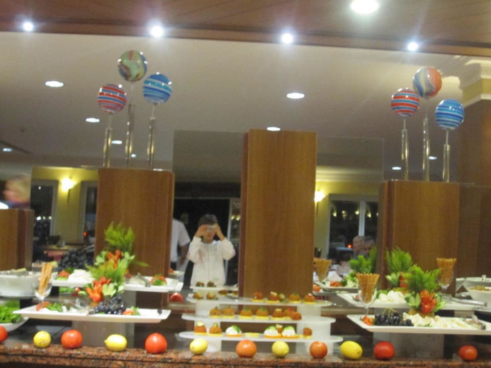 Thenmenabend türkisch IC Hotels Santai Family Resort