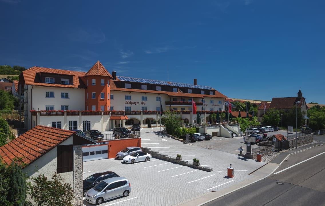 Außenansicht Landhotel Edelfinger Hof