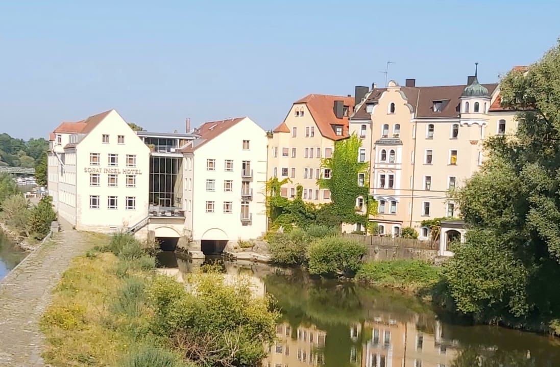 Außenansicht Sorat Insel Hotel Regensburg
