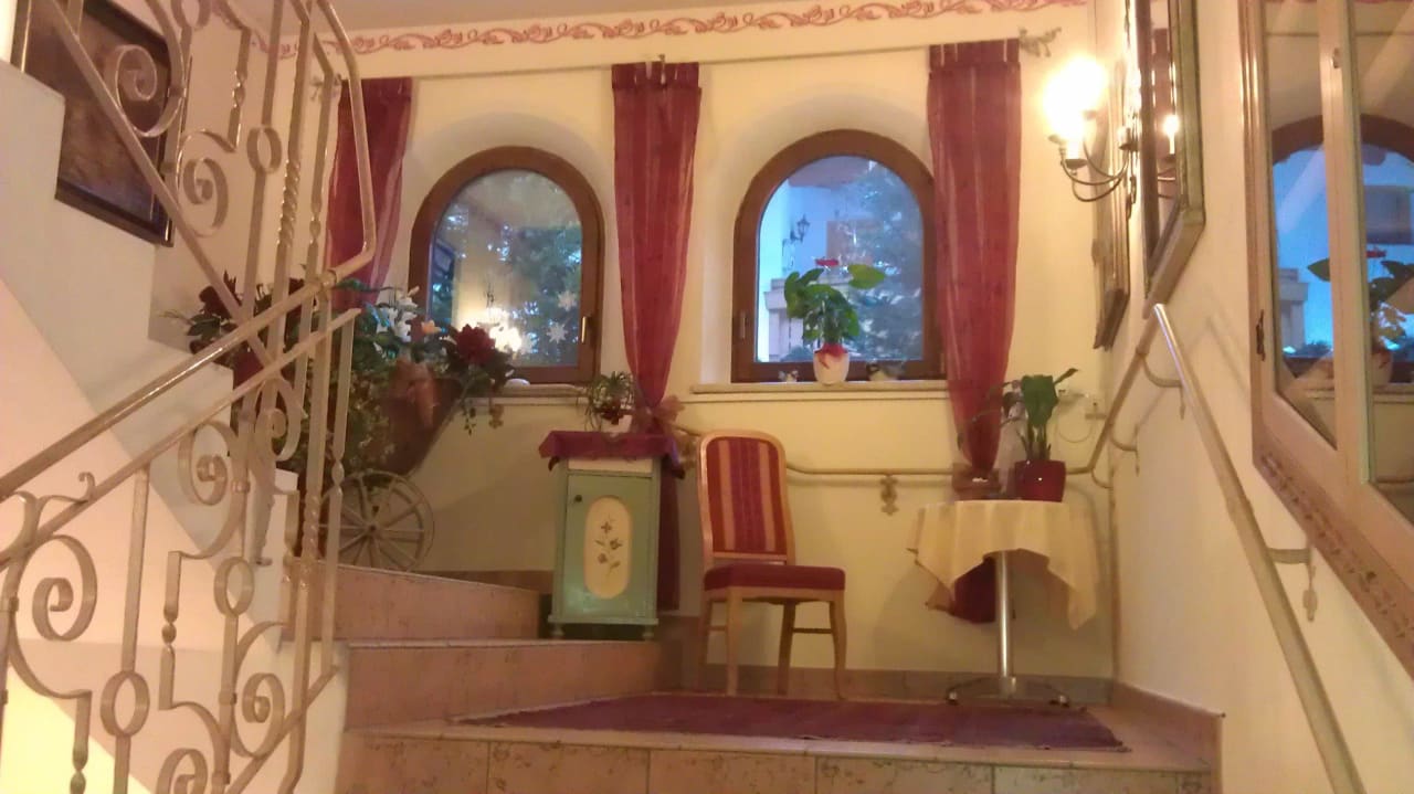 Treppenaufgang Hotel Burgstall
