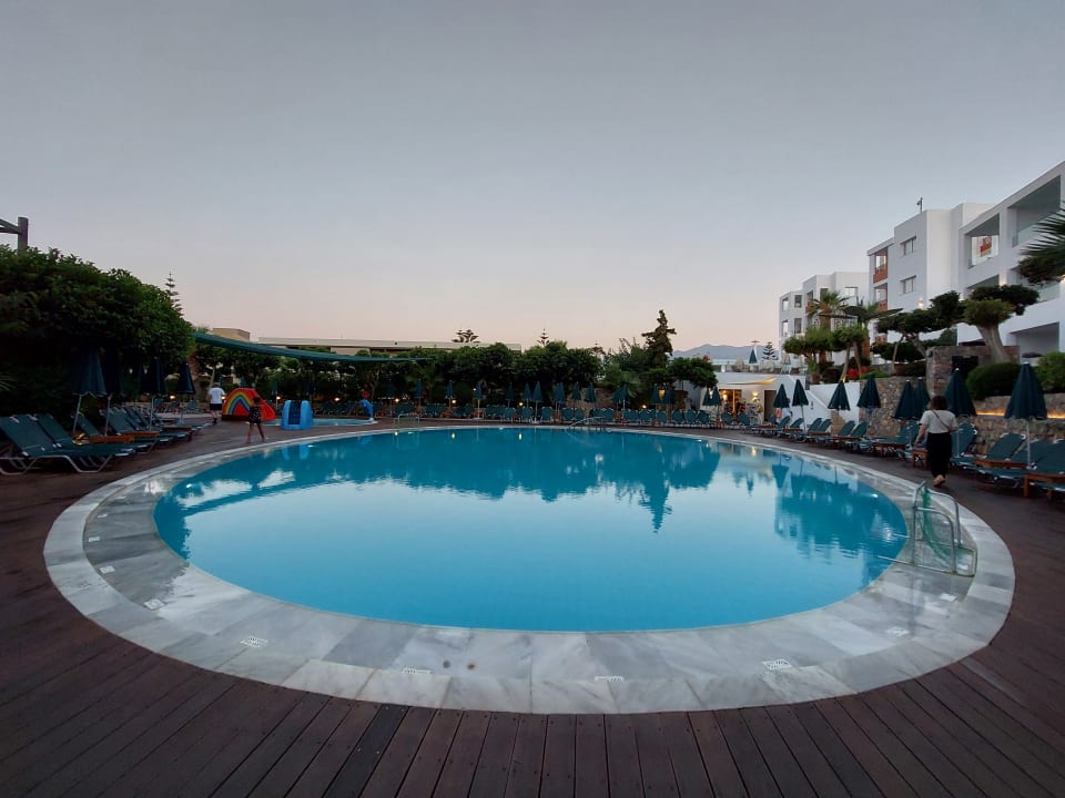 Pool Arminda Hotel and SPA