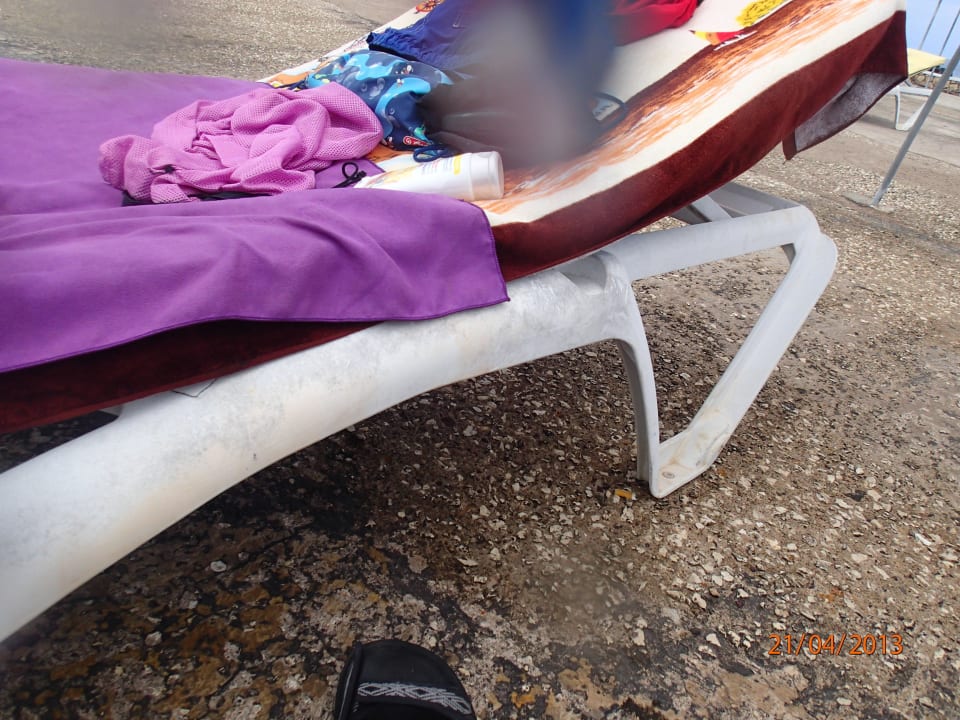 Liege vom Samsara Hotel Samsara Cliff Resort