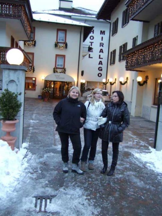 In front of hotel Hotel Miralago