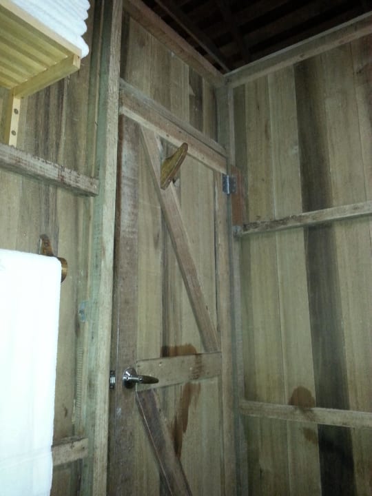 Tür zur Dusche Hotel Jungle Bay Resort & Spa