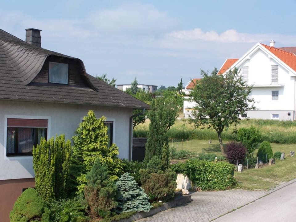 Blick vom Balkon Haus Martin - Weingut Schneeberger