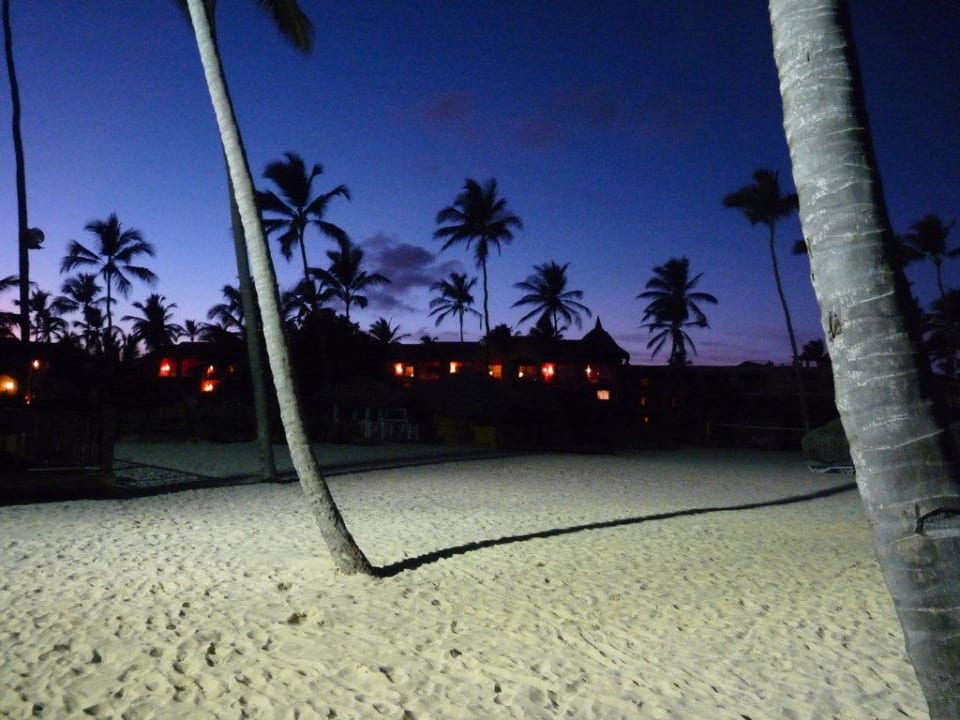 Strand bei Nacht Punta Cana Princess All Suites Resort & Spa