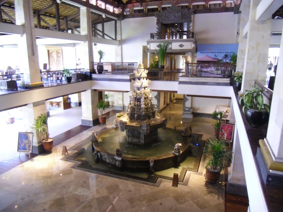 Eingangsbereich Nusa Dua Beach Hotel & Spa