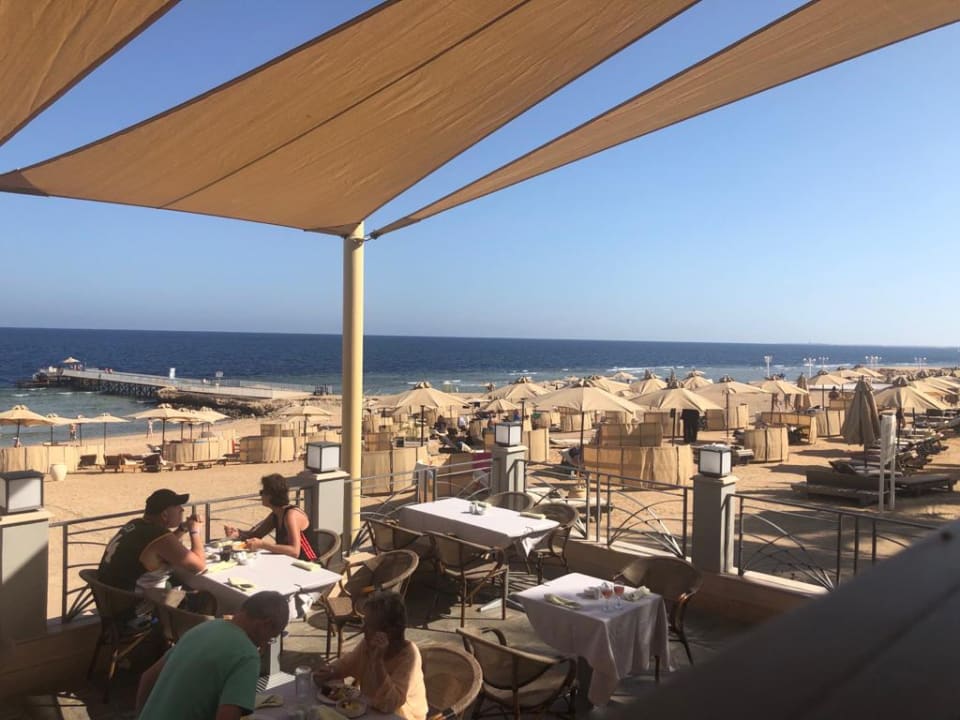 Gastro Serenity Alpha Beach