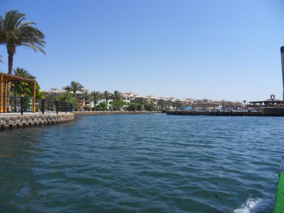 Blick vom Boot, das auf der Lagune fährt Pickalbatros Dana Beach Resort - Hurghada
