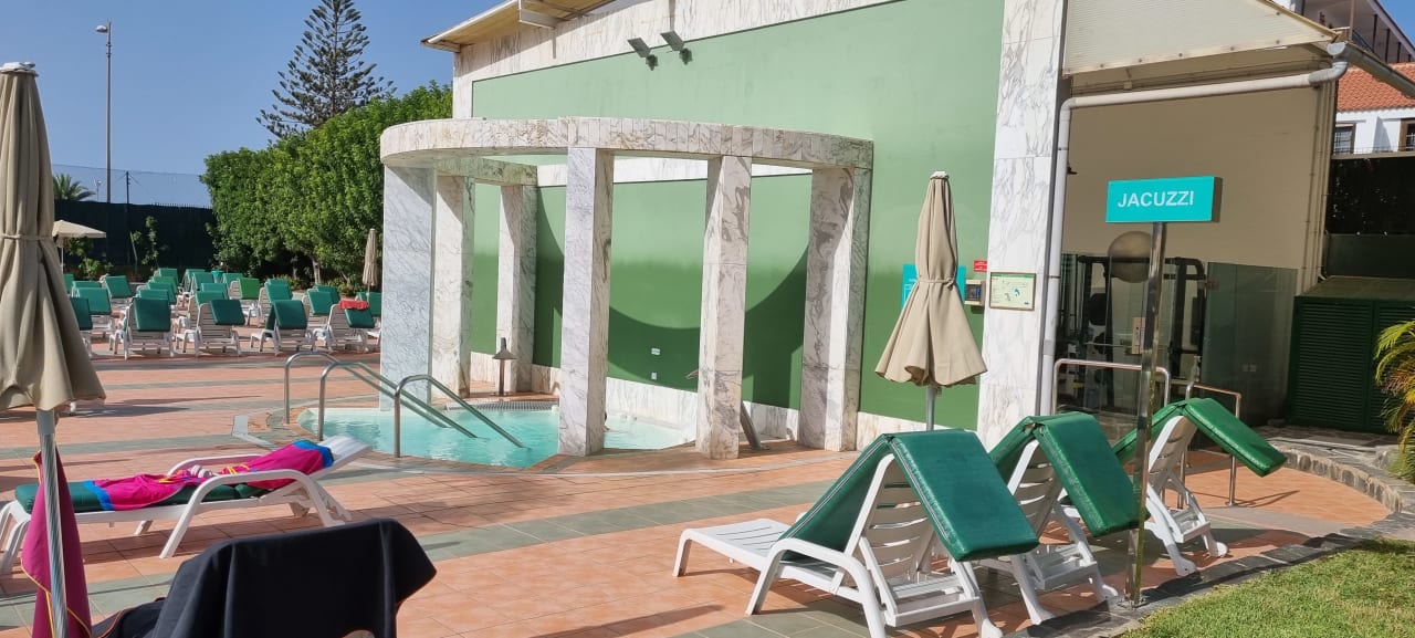 Pool Bull Eugenia Victoria & Spa