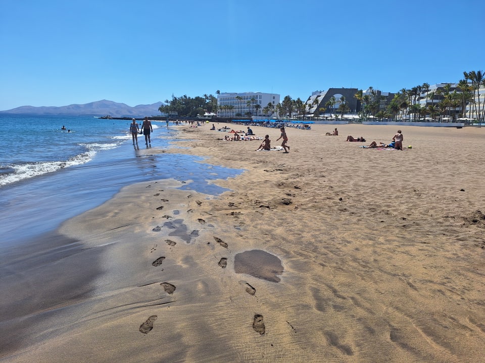 Strand Hotel Fariones