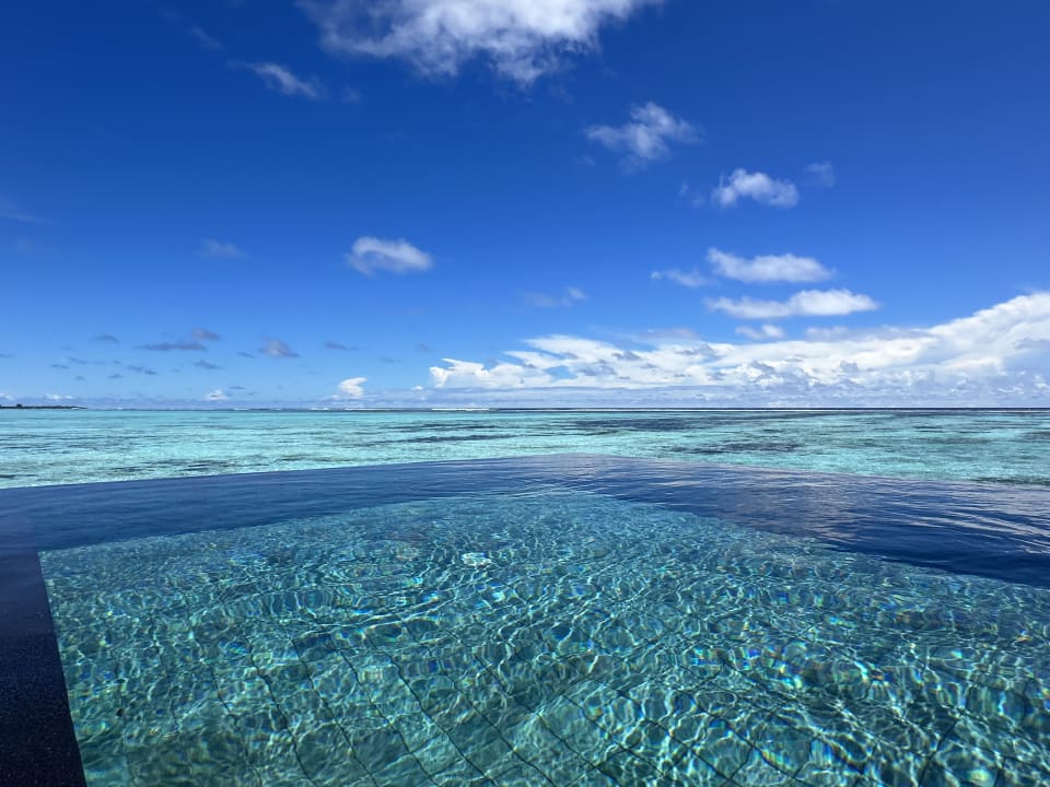 Pool Gili Lankanfushi Resort