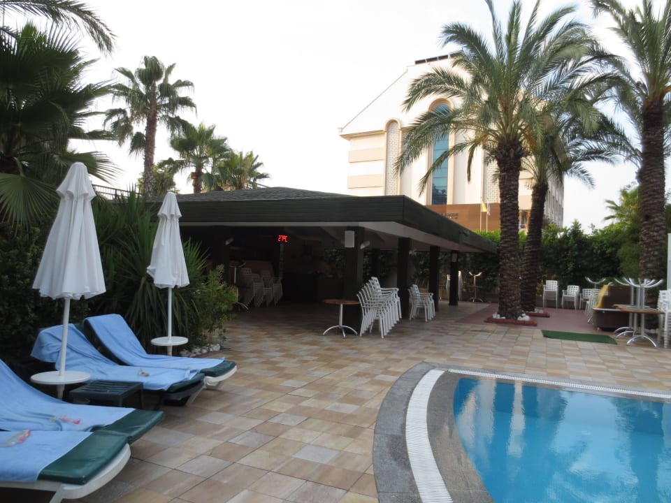 Bar am Hauptpool Calimera Hane Garden