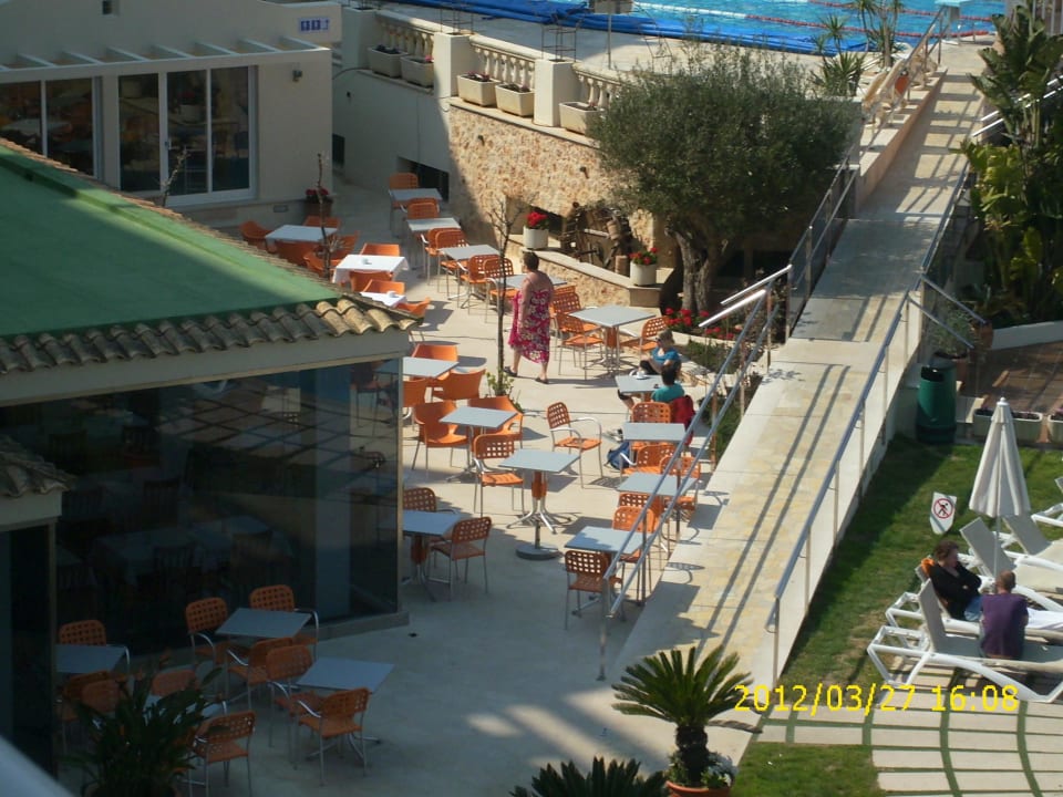 Ausblick auf die Terrasse Caprice Janeiro Hotel & Spa