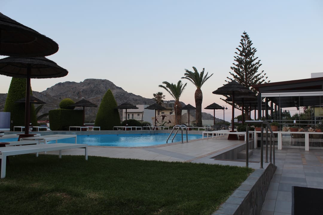 Pool Alianthos Garden Hotel