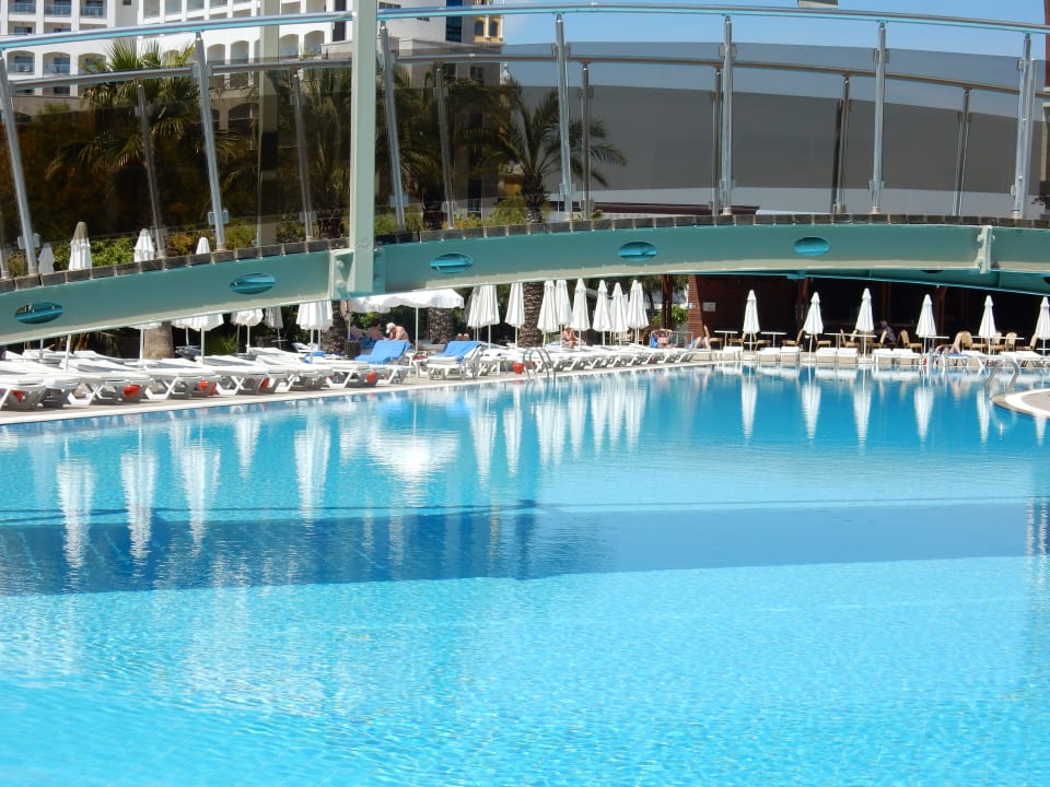 Pool Saturn Palace Resort Hotel