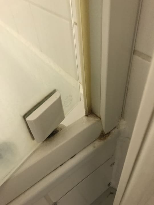 Zimmer Tryp by Wyndham Bremen Airport